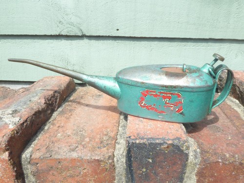Vintage green metal oil - vintage, can